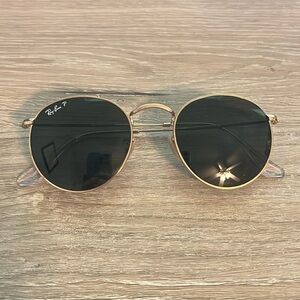 Polarized Ray Ban round metal sunglasses